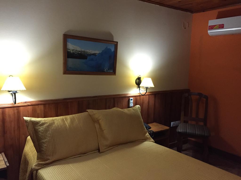 Hotel Carmen Puerto Iguazú Esterno foto